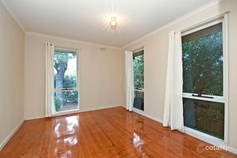 Property photo of 17 Tonyl Court Greensborough VIC 3088