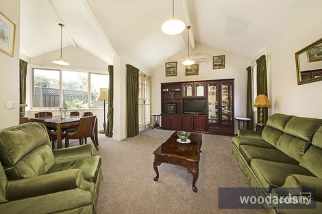 Property photo of 2/40 James Street Glen Huntly VIC 3163