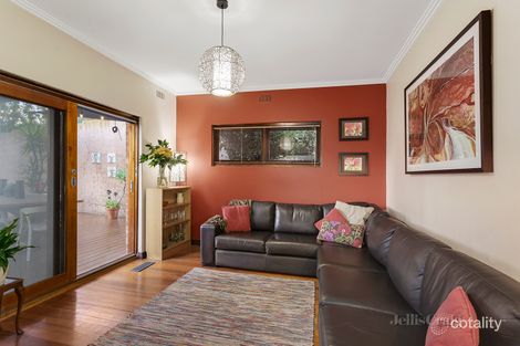 Property photo of 32 Montana Street Glen Iris VIC 3146