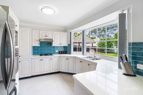 Property photo of 2 Gavin Street Tenambit NSW 2323