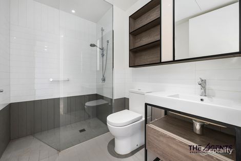 213/33 Quay Bvd, Werribee South, VIC 3030