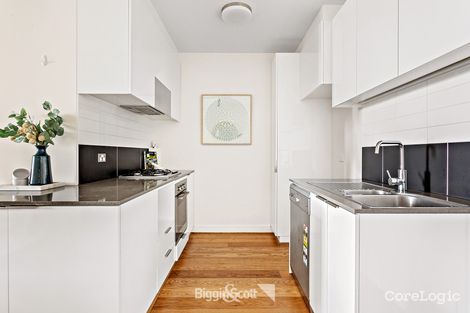 Property photo of 605/10 Trenerry Crescent Abbotsford VIC 3067