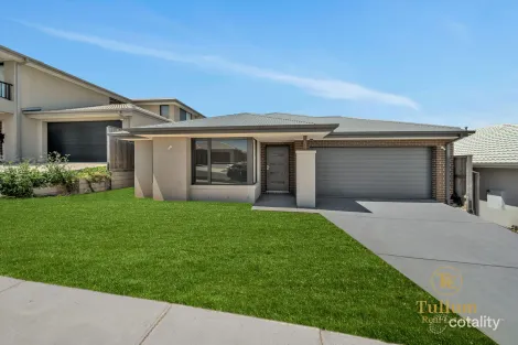 16 Napier Way, Nar Nar Goon North, VIC 3812