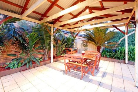 Property photo of 126 Boldrewood Parade Reservoir VIC 3073