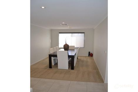 Property photo of 2 Cherry Court Shepparton VIC 3630