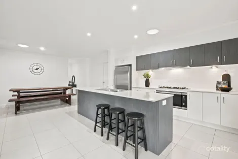 Property photo of 4 Haven Court Mooloolah Valley QLD 4553
