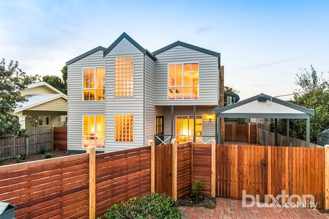 2 Oliver St, Manifold Heights, VIC 3218