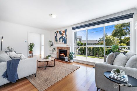 Property photo of 18 Gowrie Avenue Frankston South VIC 3199