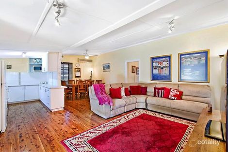 Property photo of 257 Tuggerawong Road Tuggerawong NSW 2259