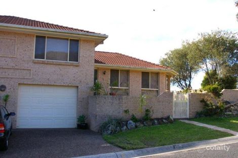 1/2 Harmony Cl, Green Point, NSW 2251