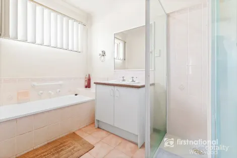Property photo of 18 Potomac Close Werribee VIC 3030
