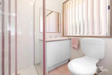 Property photo of 18 Potomac Close Werribee VIC 3030