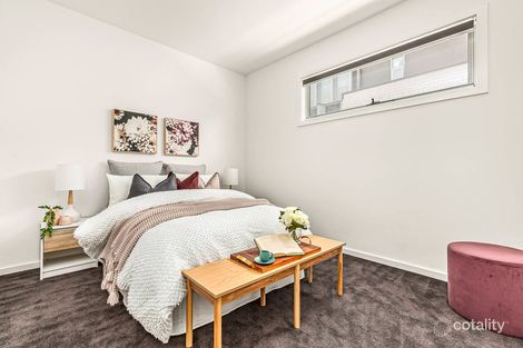 Property photo of 2/11 Winifred Street Essendon VIC 3040