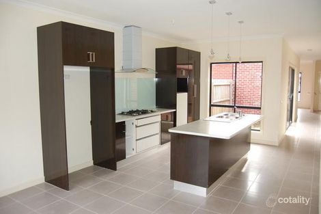 Property photo of 2/15 McDougall Place Truganina VIC 3029