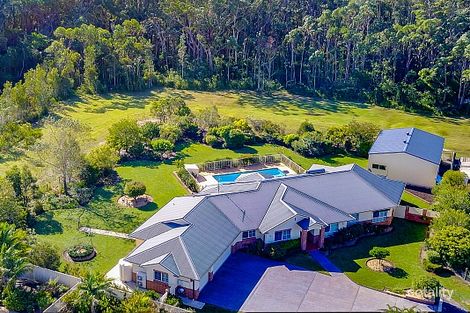 7 Shearwater Ct, Lake Cathie, NSW 2445