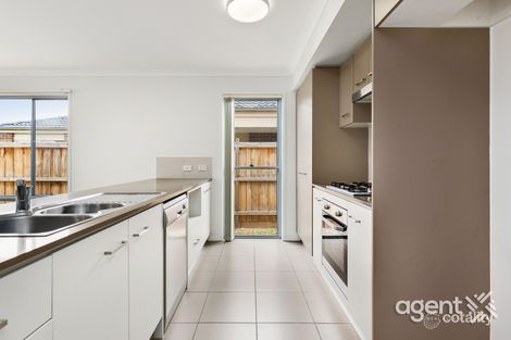 Property photo of 16 Naas Road Clyde North VIC 3978