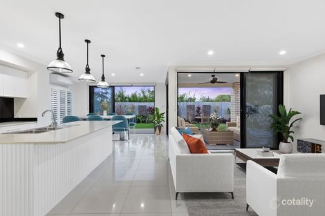 Property photo of 9 Kingsley Street Labrador QLD 4215