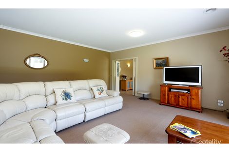 Property photo of 1/17-19 Topping Street Sale VIC 3850