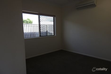 Property photo of 56 Hillock Crescent Bushland Beach QLD 4818