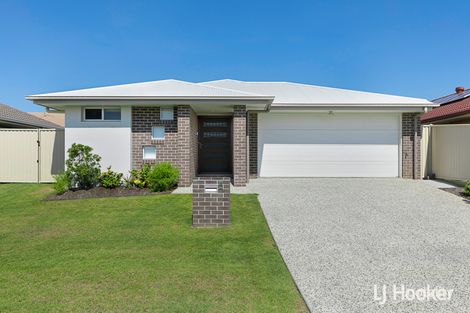 4 Isla Ave, Redland Bay, QLD 4165