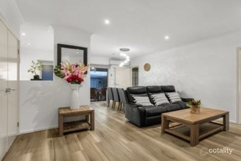 Property photo of 10 Ryrie Grove Wollert VIC 3750