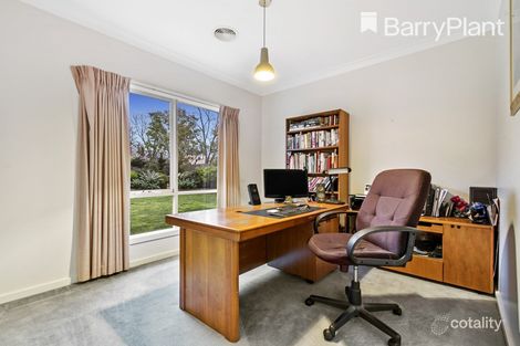 Property photo of 20 Templeton Court Werribee VIC 3030