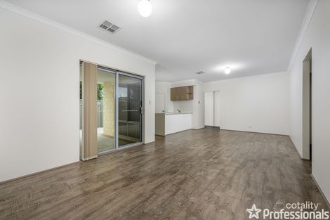 Property photo of 2 Ryhill Crescent Wellard WA 6170