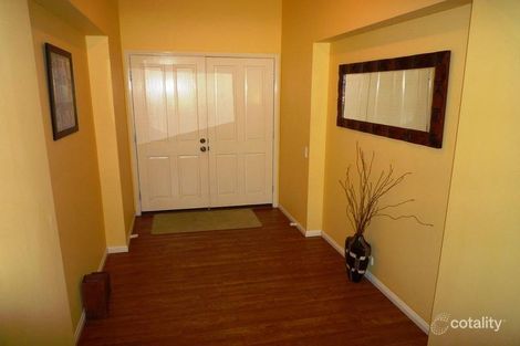 Property photo of 10 Richdale Court Deebing Heights QLD 4306