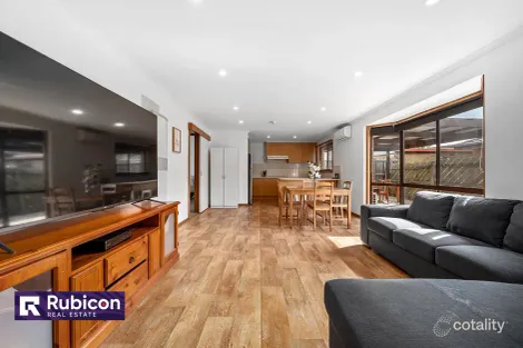 Property photo of 1/88 Barries Road Melton VIC 3337