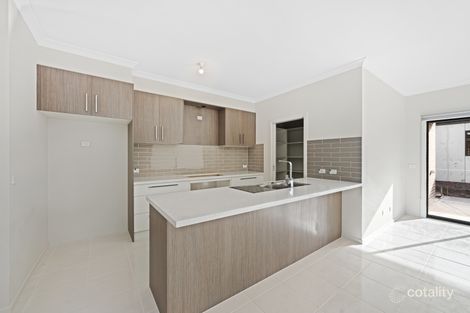 Property photo of 19 Pembrokeshire Loop Clyde VIC 3978