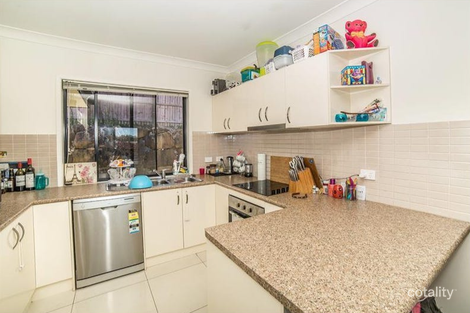 Property photo of 16 Hanover Drive Pimpama QLD 4209