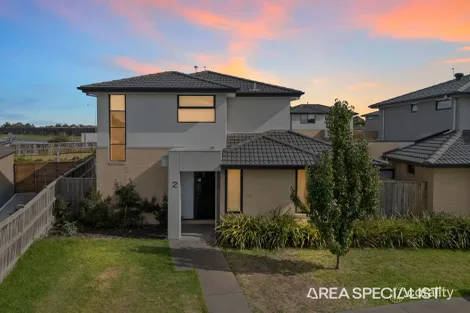 Property photo of 2 Rembrandt Court Pakenham VIC 3810