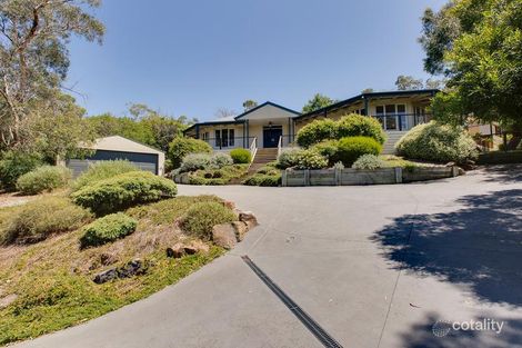 Property photo of 17 Eumeralla Grove Mount Eliza VIC 3930