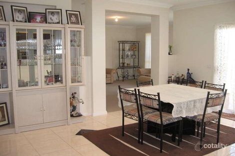 Property photo of 18 Devaney Avenue Lynbrook VIC 3975
