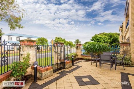 Property photo of 35 Waterway Crescent Ascot WA 6104