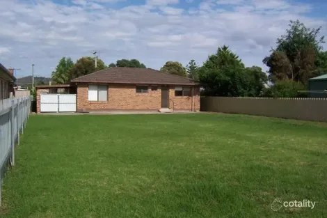 Property photo of 400 English Avenue Lavington NSW 2641