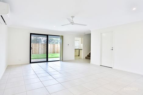 Property photo of 21/1 Emerald Place Bridgeman Downs QLD 4035