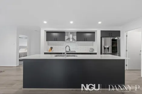 Property photo of 106 Liberty Drive Flagstone QLD 4280