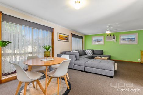 Property photo of 2/24 Kirkton Drive Kurunjang VIC 3337