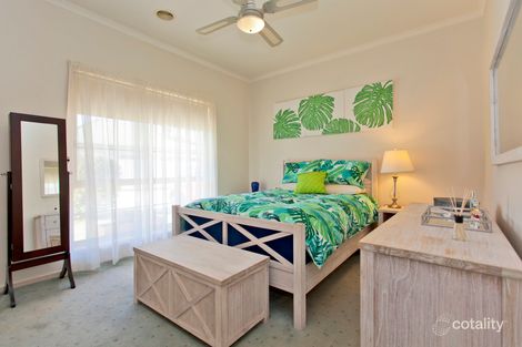 Property photo of 2/577 Webb Street Lavington NSW 2641