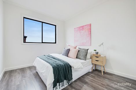 Property photo of 32 Equestria Boulevard Wollert VIC 3750