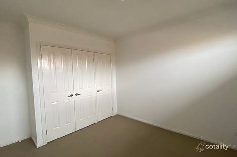 2/33 Storey Rd, Reservoir, VIC 3073