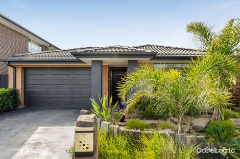 Property photo of 7 Deegan Way Cranbourne East VIC 3977