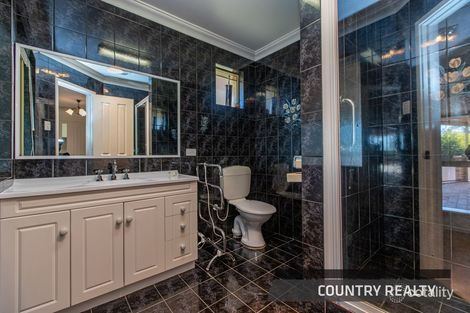 Property photo of 20 Hammond Place Northam WA 6401