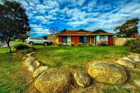 64 Darnley Dr, Skye, VIC 3977