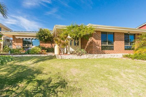 32 Hubbard Dr, Padbury, WA 6025