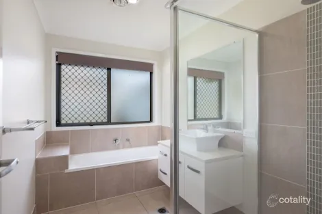 Property photo of 2 Lister Close Gympie QLD 4570