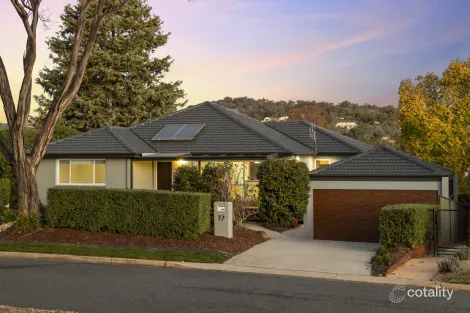 Property photo of 17 Sabine Close Garran ACT 2605