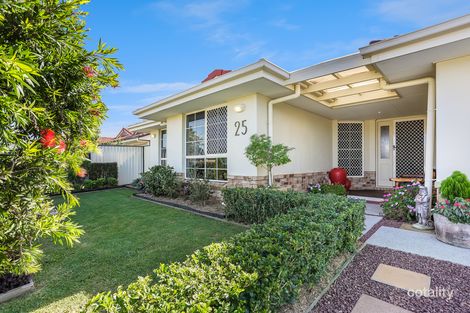 Property photo of 25 Clovelly Place Sandstone Point QLD 4511