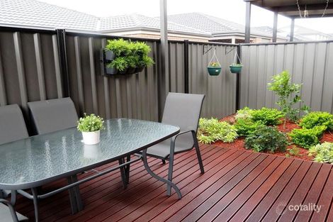 Property photo of 32 Kilmarnock Way Clyde North VIC 3978